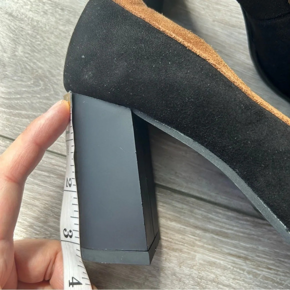 NWOT Girotti Square Toe Suede Leather With Fringe Pump - Picture 12 of 12